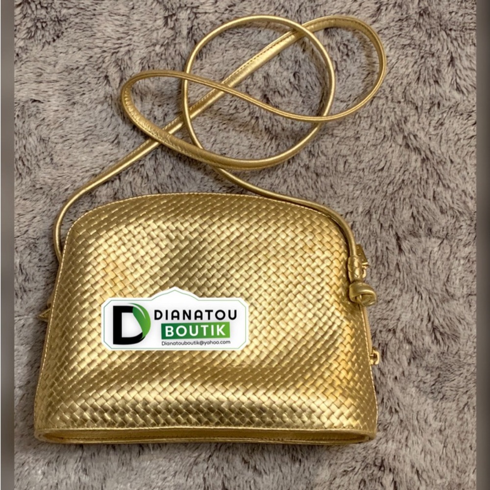 GEM Vintage 70’s Gold Woven Crossbody Bag